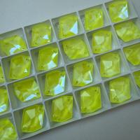 Стразы пришивные Cosmic Dynamic Yellow sew-on