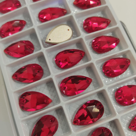 Стразы пришивные Tear Drop Light Siam sew-on