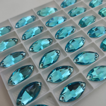 Стразы пришивные Navette Aquamarine sew-on Стразы пришивные Navette Aquamarine sew-on