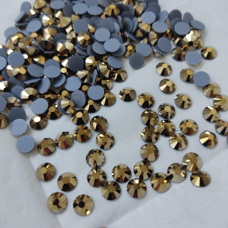 Стразы Qamar термо клеевые Aurum 034 hot-fix