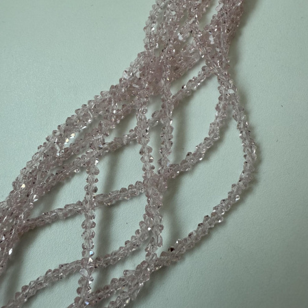 Бусины Алмазное стекло 3мм Light Rose (длина нити 33см)