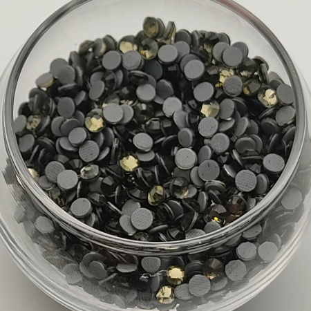 Стразы термо клеевые Gold Star Black Diamond(Блэк Даймонд) hot-fix