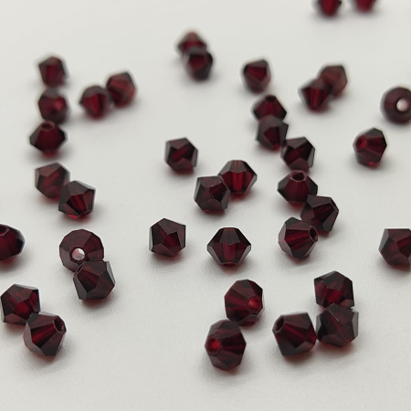 биконус SW 4mm Siam Ruby