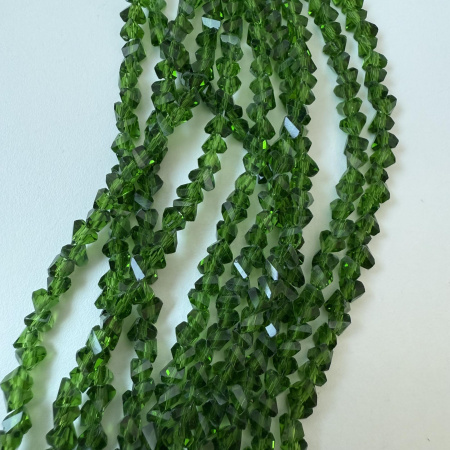 Бусины Алмазное стекло 6мм Royal Green (длина нити 35см)