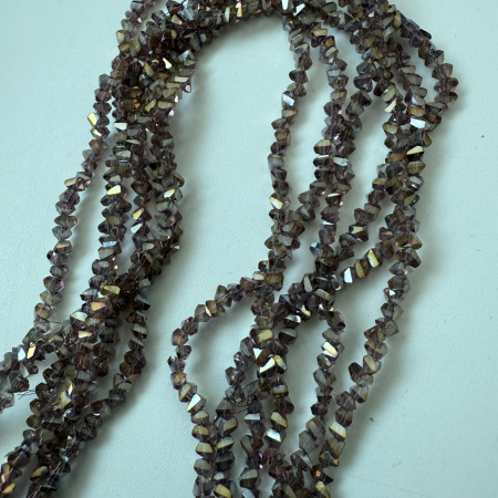 Бусины Алмазное стекло 4мм Light Amethyst AB (длина нити 37см)