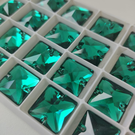 Стразы пришивные Qamar Emerald sew-on