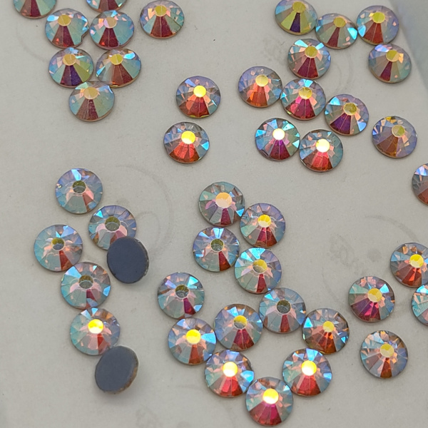 Стразы термо клеевые Gold Star Crystal AB(Кристал АБ) SS30 d=6.3-6.5mm 