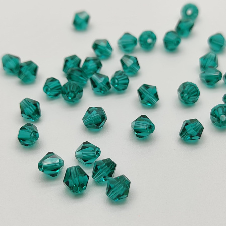 биконус SW 4mm Emerald