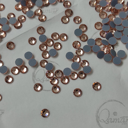 Стразы Qamar термо клеевые Light Peach 036 hot-fix