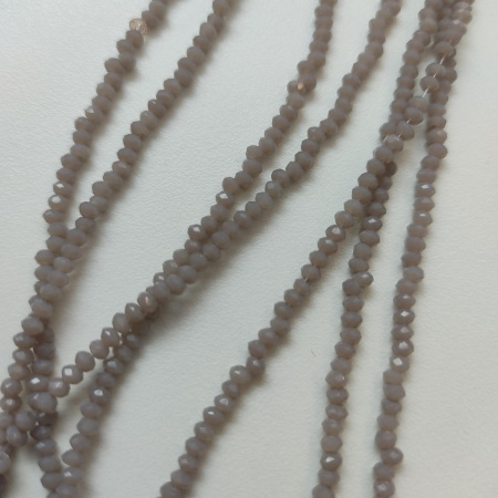 Шпинель Violet Grey 2мм (на нити 170шт) Шпинель Violet Grey 2мм (на нити 170шт)