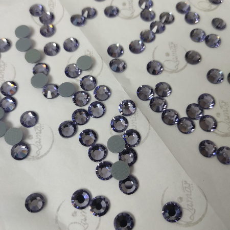 Стразы Qamar термо клеевые Tanzanite 043 hot-fix