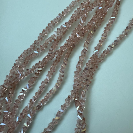 Бусины Алмазное стекло 4мм Light Peach AB (длина нити 35см)