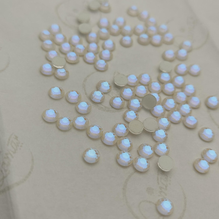 Стразы Qamar термо клеевые Delight Snow White hot-fix