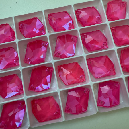 Стразы пришивные Cosmic Dynamic Pink sew-on Стразы пришивные Cosmic Dynamic Pink sew-on