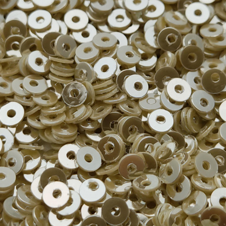 Пайетки Prince 3мм  Сhampagne RCJ518L