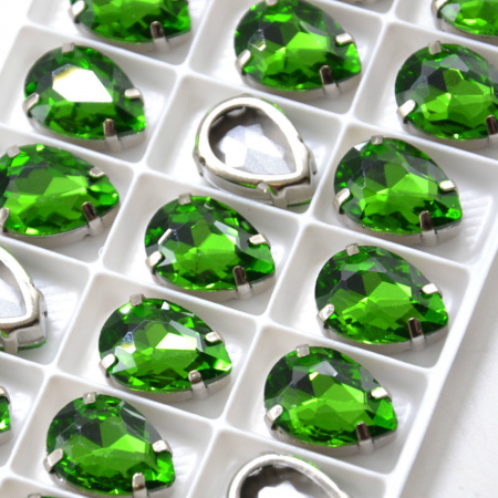Peridot Капли в металлической оправе  Peridot Капли в металлической оправе