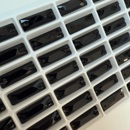 Стразы пришивные Baguette Jet Black sew-on