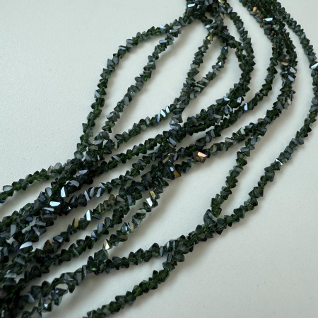 Бусины Алмазное стекло 3мм Leaf Green AB (длина нити 26см)